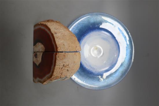 A signed Art glass pedestal dish and a pair of Cornelian mineral bookends